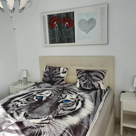 Gamonal Iris Del Mar Benalmádena